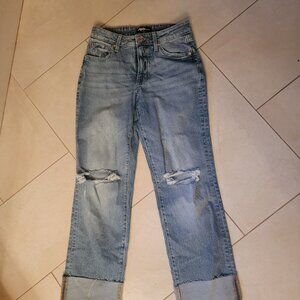maurices Women's Edgely High Rise Relaxed Straight Jeans with Raw Cuff Hem